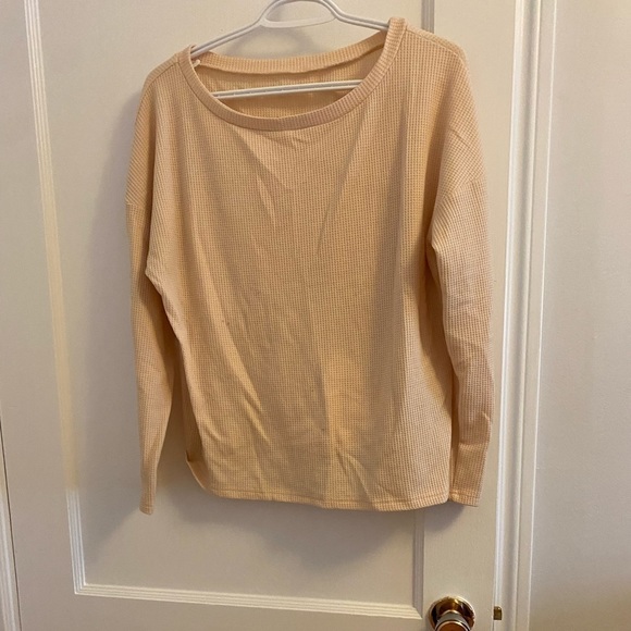 𝅺3/30 Shein off the shoulder top - Picture 2 of 2
